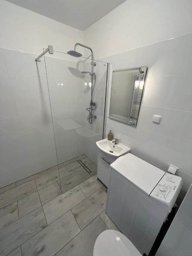 Sdh 1 Radzymin Comfortable Apartment Near Warsaw Exteriör bild