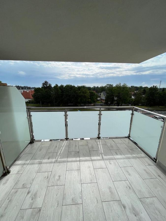 Sdh 1 Radzymin Comfortable Apartment Near Warsaw Exteriör bild