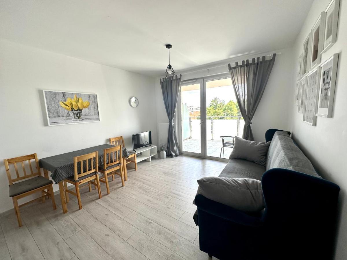 Sdh 1 Radzymin Comfortable Apartment Near Warsaw Exteriör bild